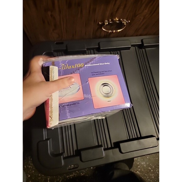 Pro-Wax 100 : Waxing Kit for Hair Removal - Professional Use Only - Picture 3 of 6